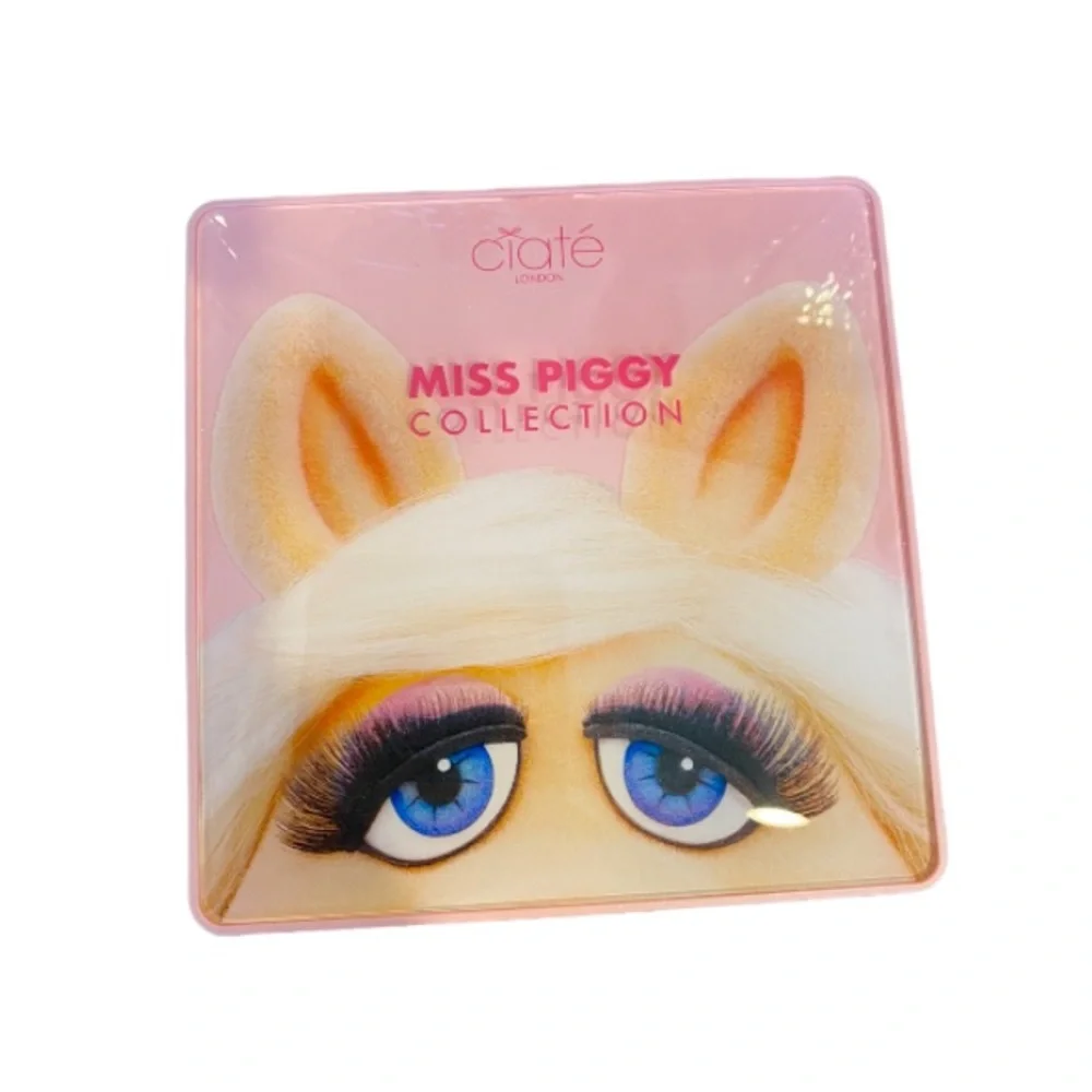 Ciaté London Miss Piggy Blush - All About Moi Cream Blush Palette